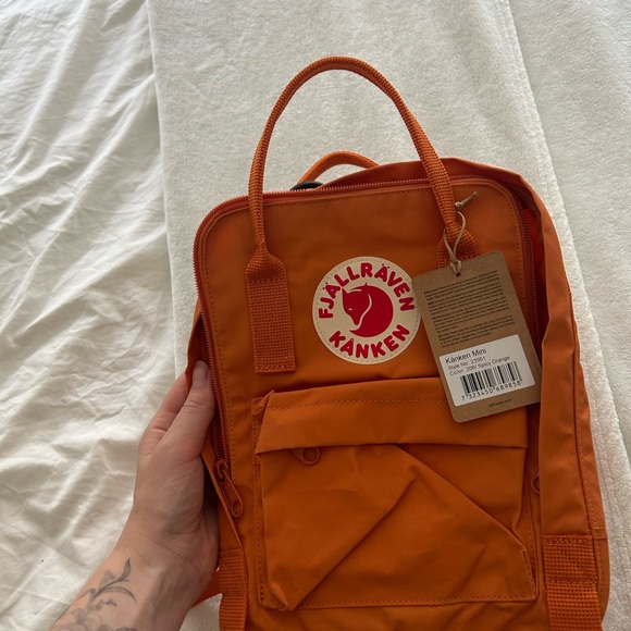Kånken Mini Orange Backpack - Picture 8 of 8